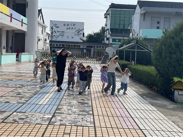 58336309bdad4181a04449faaea15729.jpg 58336309bdad4181a04449faaea15729.jpg