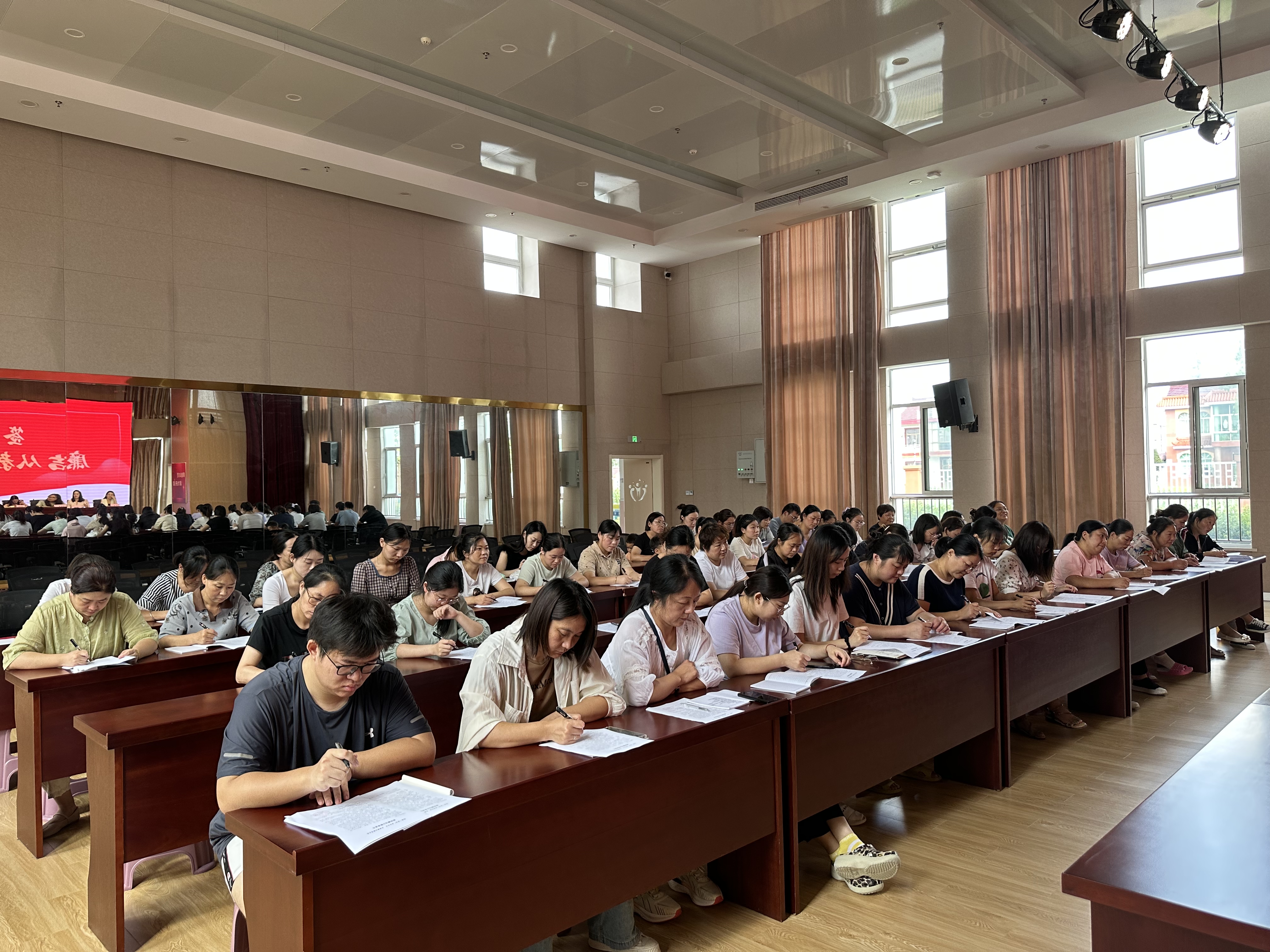 2202b532898f46a29647ab67965ceb77.jpg 2202b532898f46a29647ab67965ceb77.jpg