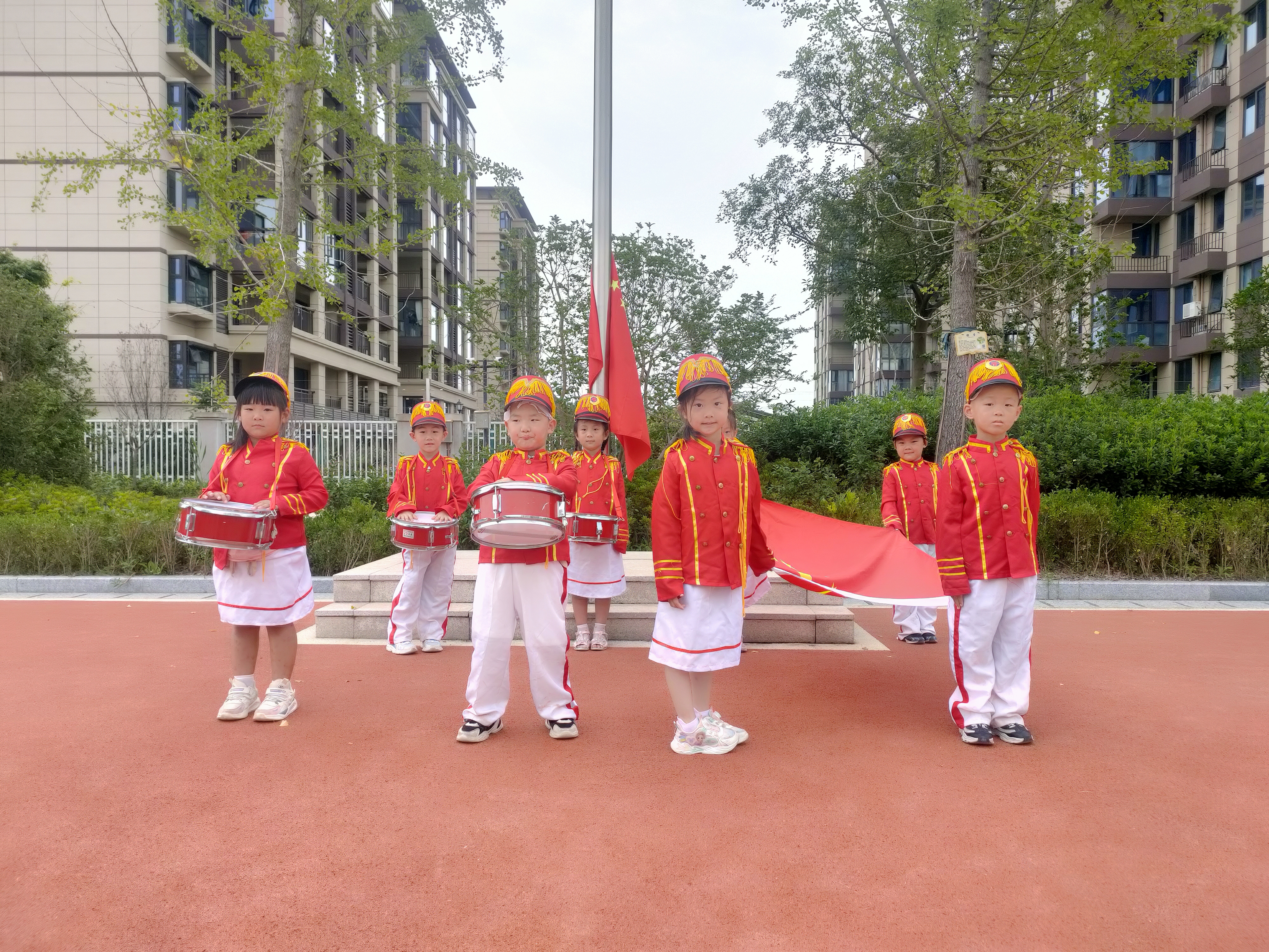 40ef6c2cb88e4df9a54775d9c5f5901b.jpg 40ef6c2cb88e4df9a54775d9c5f5901b.jpg