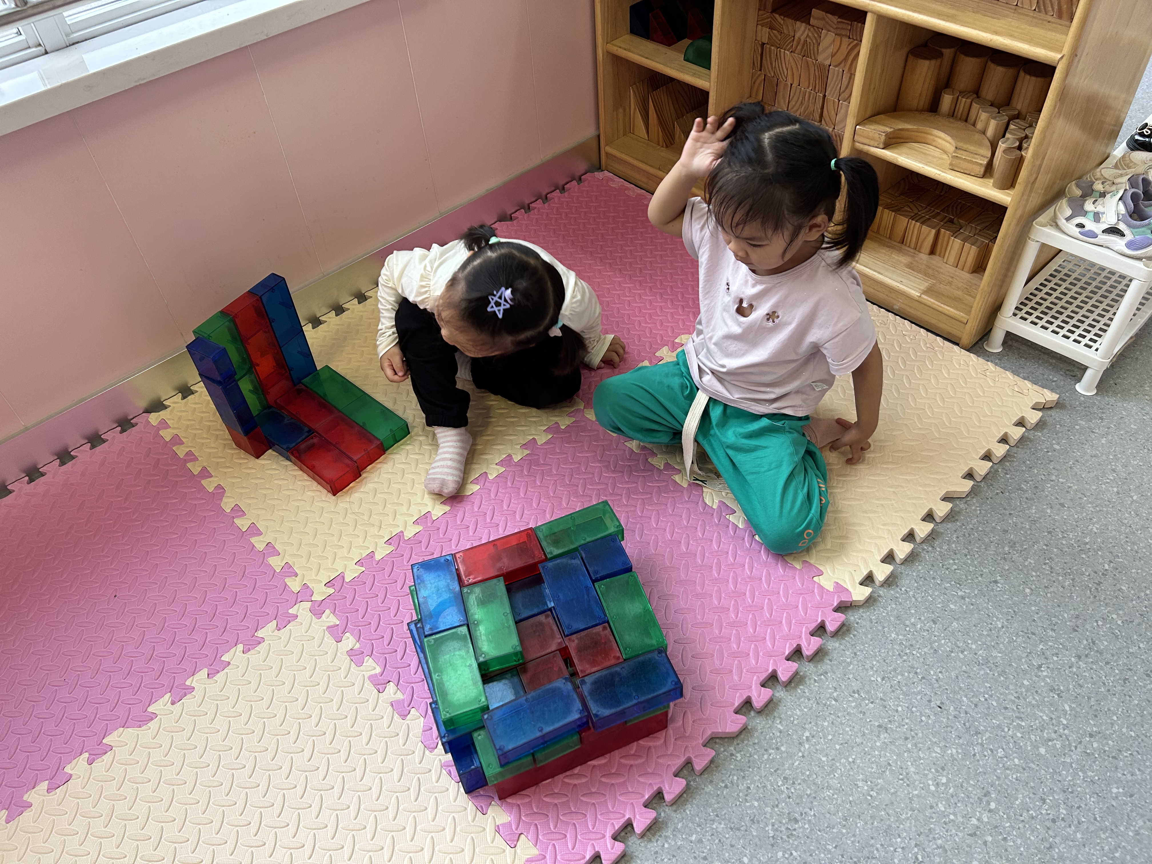 fbd54871b45d4377b3b90667a96bc182.jpg fbd54871b45d4377b3b90667a96bc182.jpg