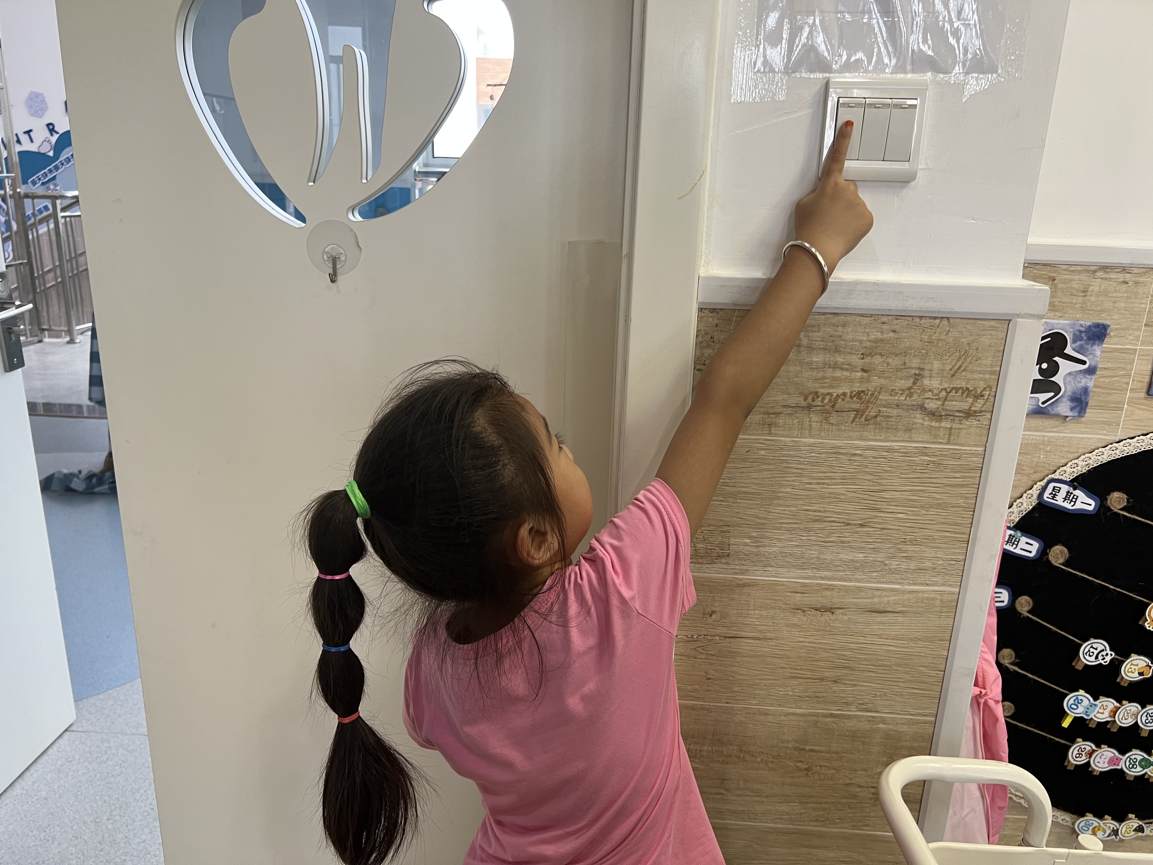 26080b6d7e164dba97b111761c03cd8a.jpg 26080b6d7e164dba97b111761c03cd8a.jpg